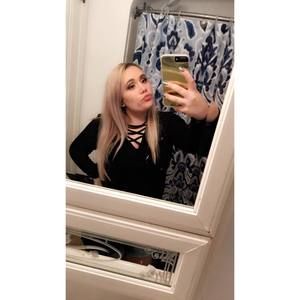 Meet your Posher, Kelsey